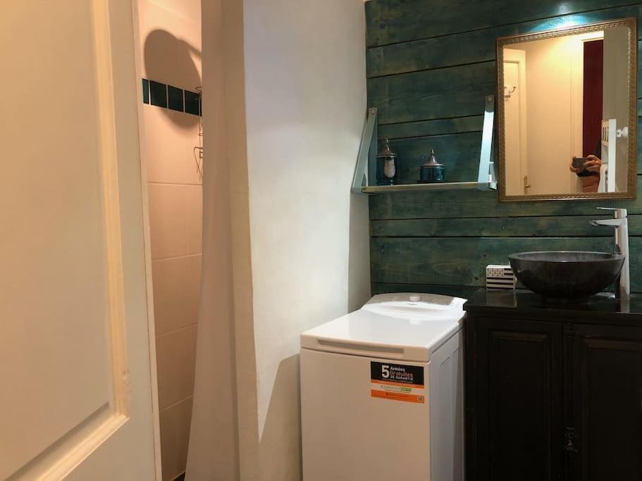 Appartement Pour 2 Personnes A 50 Metres Du Port パンポル エクステリア 写真
