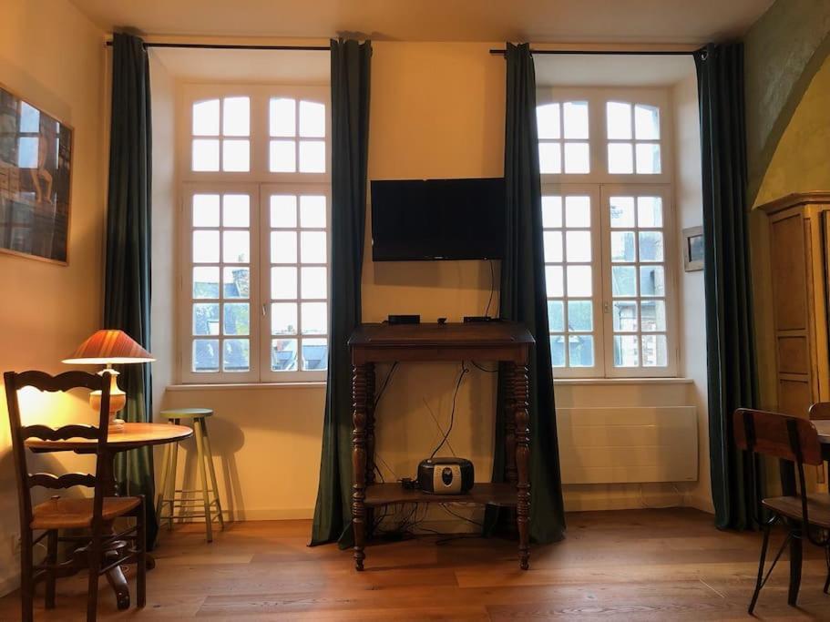 Appartement Pour 2 Personnes A 50 Metres Du Port パンポル エクステリア 写真
